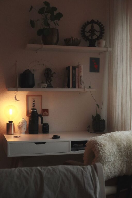 Tips for Creating a Relaxing Home Office Environment to Boost Productivity